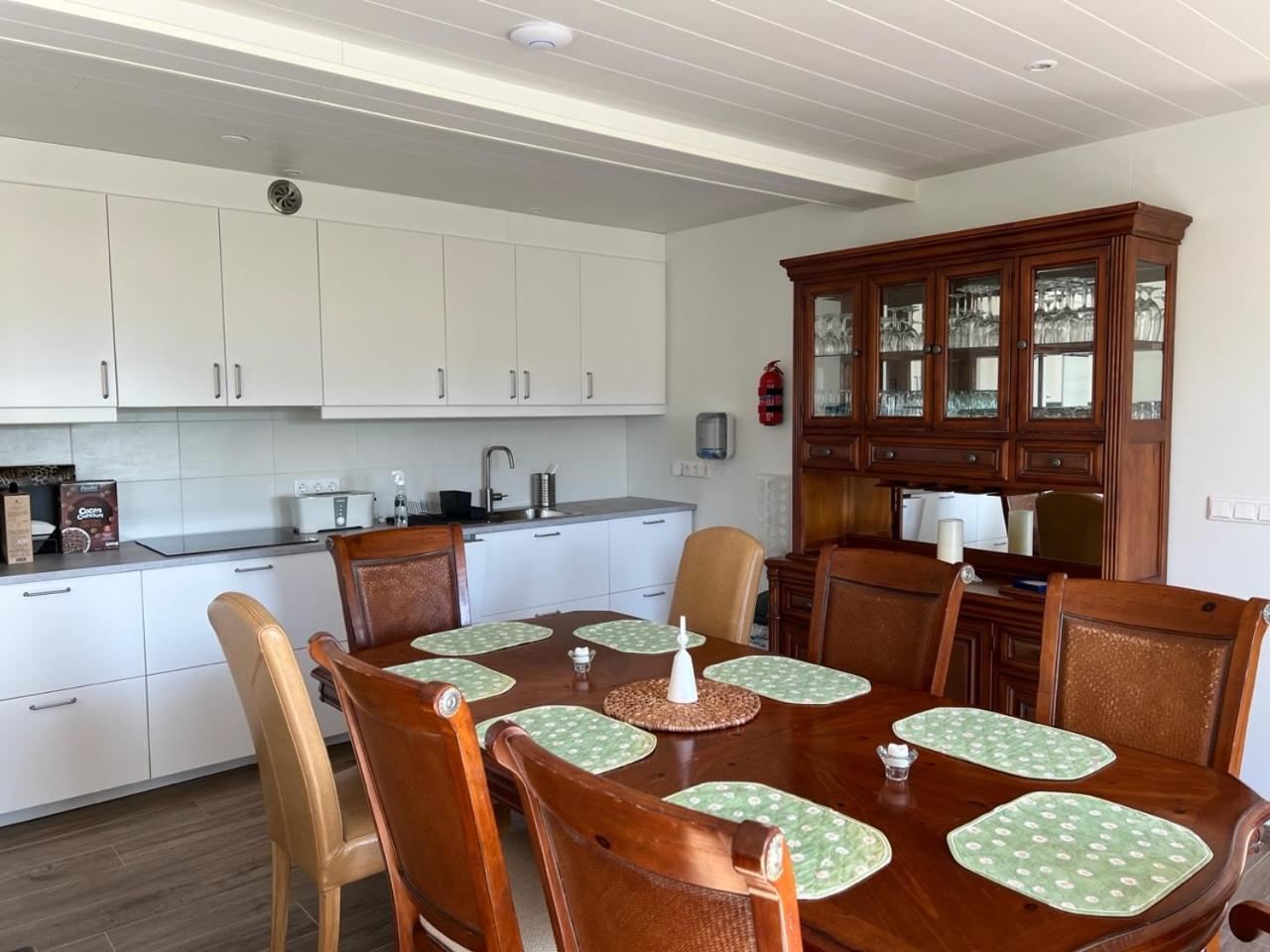 Laekjarkot Rooms And Cottages With Kitchen Borgarnes Dış mekan fotoğraf