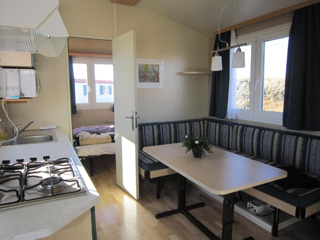 Laekjarkot Rooms And Cottages With Kitchen Borgarnes Oda fotoğraf
