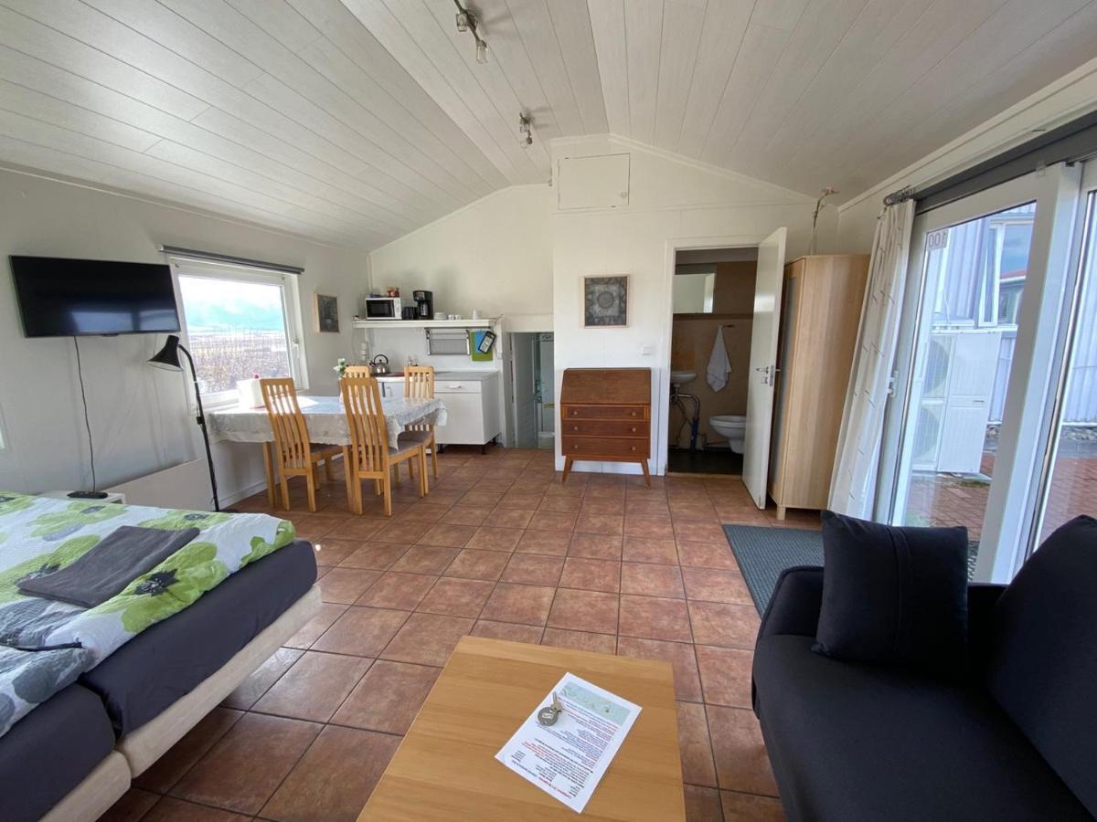 Laekjarkot Rooms And Cottages With Kitchen Borgarnes Dış mekan fotoğraf